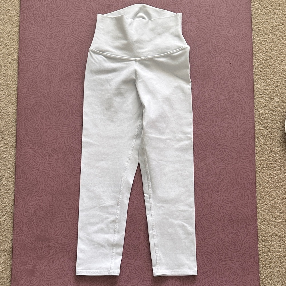 Alo Yoga High Waist Airbrush Capri, White, XXS